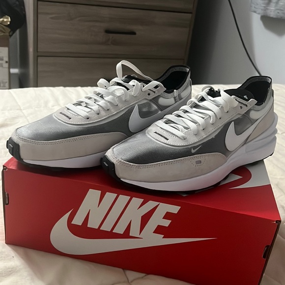 Nine Waffle One Size 10 - Picture 1 of 1